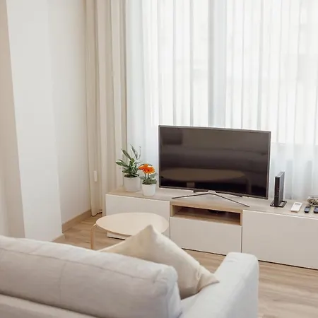 Modern Trindade By Homing Daire