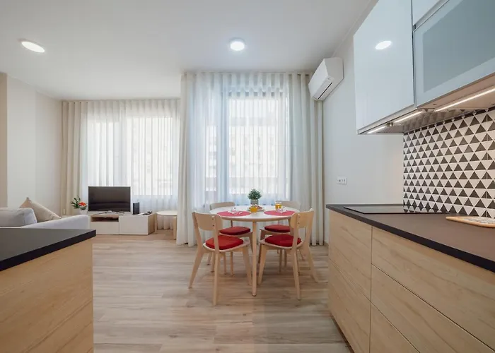 Modern Trindade By Homing * Oporto