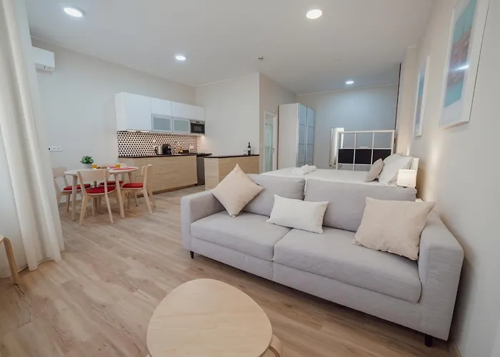 Modern Trindade By Homing Apartamento